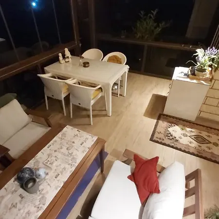 Apartamento Havuzlu Bahceli Muestakil *